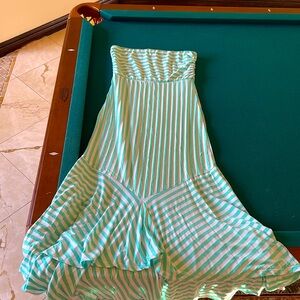 Women’s strapless maxi dress